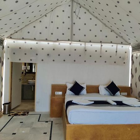 The Oberoi Luxurious Camp Hotel Jaisalmer Buitenkant foto