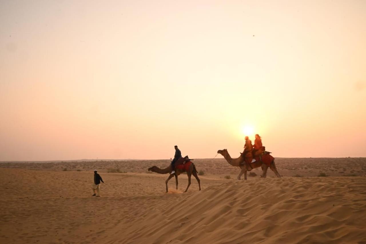 The Oberoi Luxurious Camp Hotel Jaisalmer Buitenkant foto