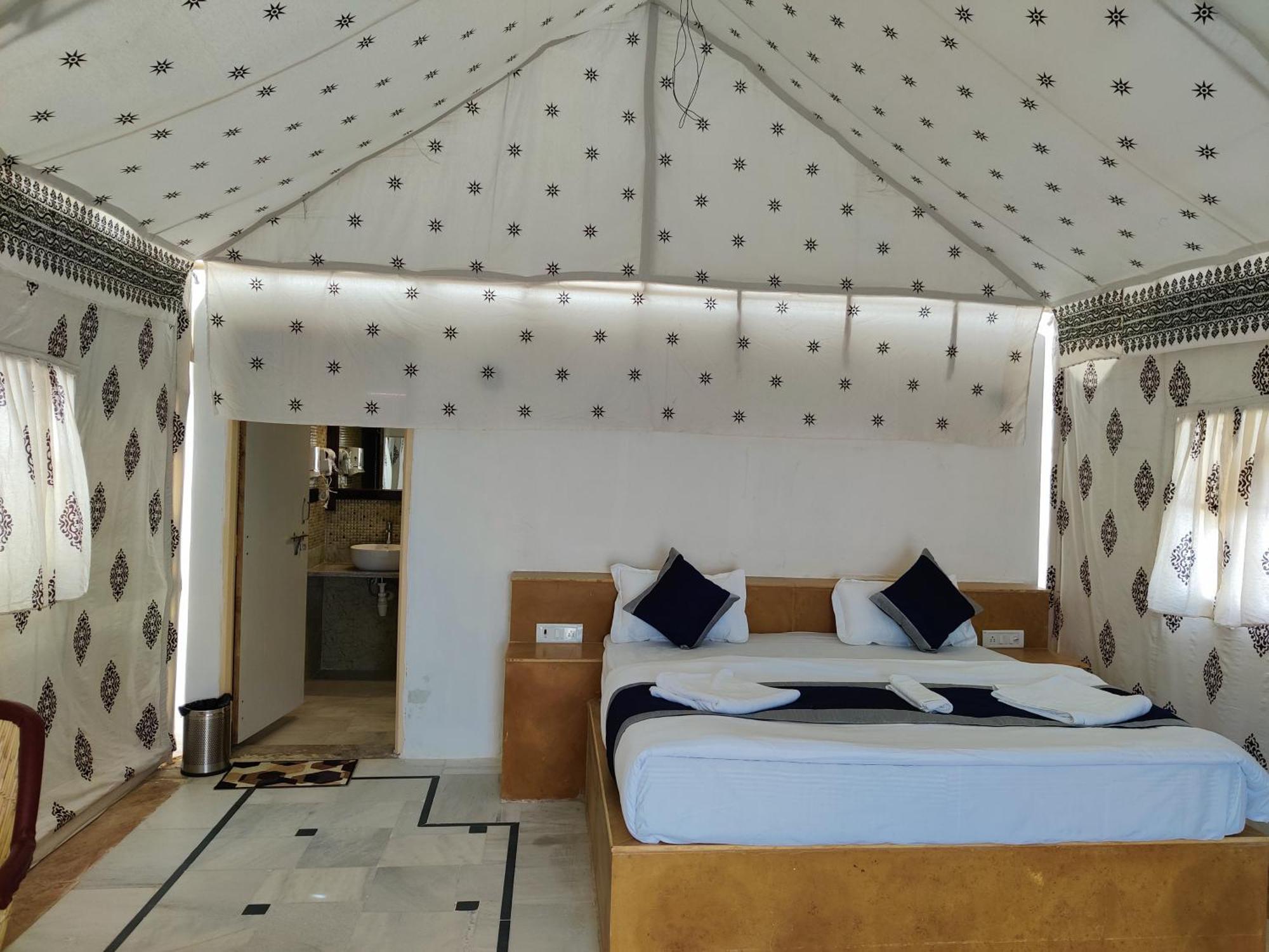 The Oberoi Luxurious Camp Hotel Jaisalmer Buitenkant foto